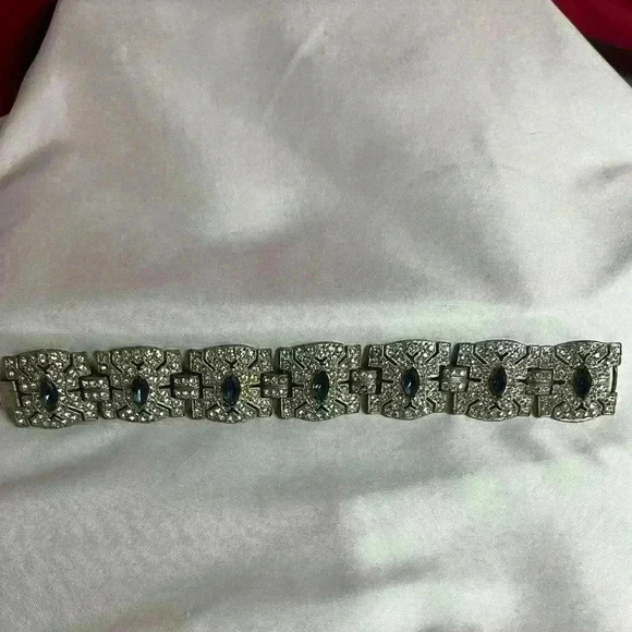 Vintage Art Deco Pave Rhinestone Bracelet - Picture 3 of 9